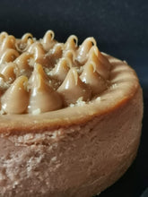Cargar imagen en el visor de la galería, New York Cheesecake Lúcuma
