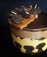 Cargar imagen en el visor de la galería, Copa Brown Oreo
